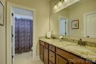 16518 Governors Club Ct, Charlotte, NC 28278 - Photo 37