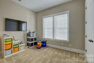 16518 Governors Club Ct, Charlotte, NC 28278 - Photo 23