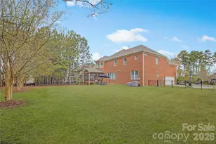 16518 Governors Club Ct, Charlotte, NC 28278 - Photo 43