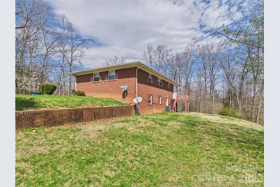 1331 Idlewood Street SW, Lenoir, NC 28645 - Photo 5