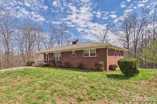 1331 Idlewood St SW, Lenoir, NC 28645 - Photo 3