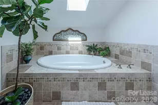 2101 Dartmouth Pl, Charlotte, NC 28207 - Photo 35