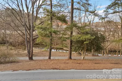 708 E Lake Drive, Greensboro, NC 27401 - Photo 31