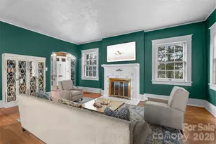 708 E Lake Dr, Greensboro, NC 27401 - Photo 5