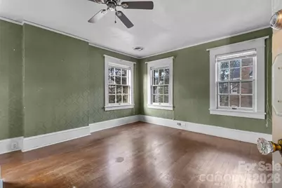 708 E Lake Drive, Greensboro, NC 27401 - Photo 11