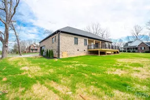 1500 Avalon Oaks Ct, Dallas, NC 28034 - Photo 43