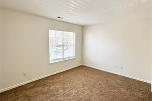 3734 Melrose Cottage Dr, Charlotte, NC 28105 - Photo 3