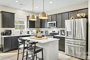 4374 Poplar Bluff Dr, Lenoir, NC 28645 - Photo 9