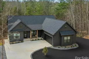 4374 Poplar Bluff Dr, Lenoir, NC 28645 - Photo 1