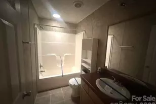 123 Earls Ridge Rd, Gaffney, SC 29341 - Photo 9