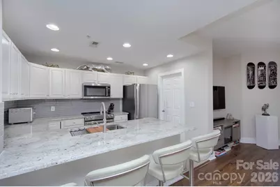 718 W Trade Street #604, Charlotte, NC 28202 - Photo 7