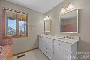 1105 High Vista Dr, Mills River, NC 28759 - Photo 31