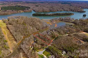 7710 Long Bay Pkwy, Catawba, NC 28609 - Photo 1