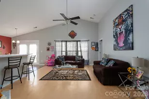 3117 Willamette Valley Dr, Charlotte, NC 28215 - Photo 9