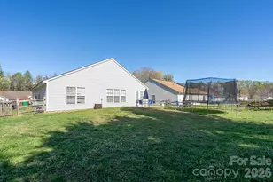 3117 Willamette Valley Dr, Charlotte, NC 28215 - Photo 21