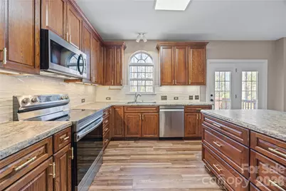 8409 Bampton Drive, Concord, NC 28027 - Photo 11