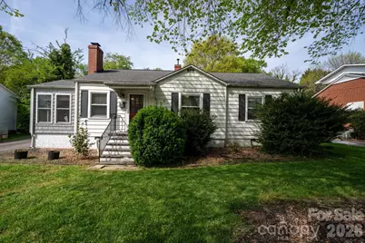 1339 11th Street NW, Hickory, NC 28601 - Photo 1