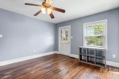 1339 11th Street NW, Hickory, NC 28601 - Photo 7