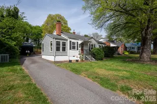 1339 11th St NW, Hickory, NC 28601 - Photo 3