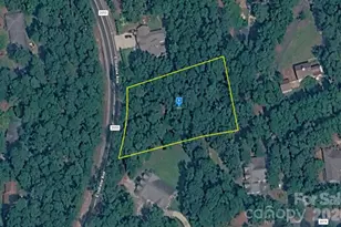 1685 E Indiana Ave, Southern Pines, NC 28387 - Photo 1