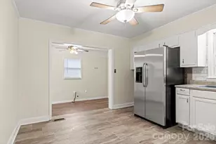 3200 Markland Dr, Charlotte, NC 28208 - Photo 7