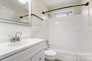 3200 Markland Dr, Charlotte, NC 28208 - Photo 9