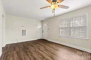 3200 Markland Dr, Charlotte, NC 28208 - Photo 3