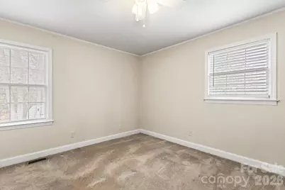 3200 Markland Drive, Charlotte, NC 28208 - Photo 11