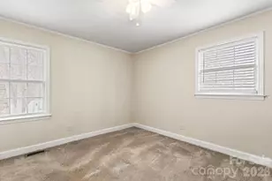 3200 Markland Dr, Charlotte, NC 28208 - Photo 11