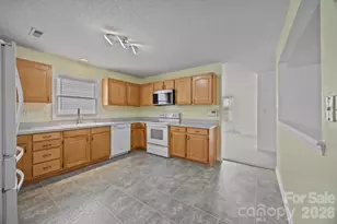 202 Hidden Creek Cir, Salisbury, NC 28147 - Photo 15