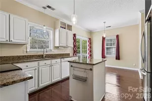 12640 Cardinal Point Rd, Charlotte, NC 28269 - Photo 11