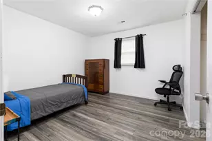 286 Valley Rd, Hickory, NC 28601 - Photo 13