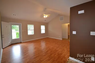 112 Dundee Court, Maiden, NC 28650 - Photo 3