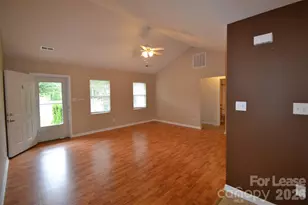 112 Dundee Ct, Maiden, NC 28650 - Photo 3