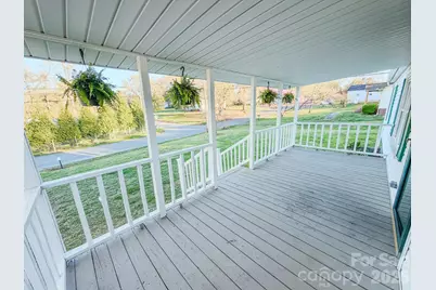 5216 Eaton Circle, Charlotte, NC 28208 - Photo 3