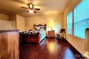 7315 Strawberry Fields Ln, Charlotte, NC 28278 - Photo 13