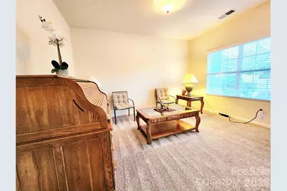 7315 Strawberry Fields Lane, Charlotte, NC 28278 - Photo 9