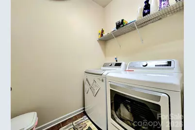 7315 Strawberry Fields Lane, Charlotte, NC 28278 - Photo 17