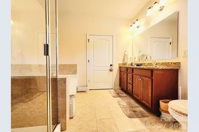 7315 Strawberry Fields Lane, Charlotte, NC 28278 - Photo 17