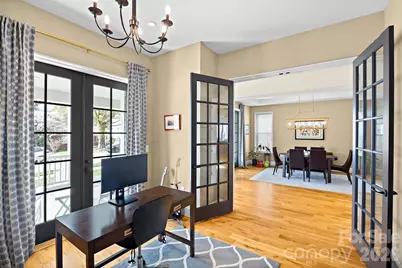 2649 Chesterfield Avenue, Charlotte, NC 28205 - Photo 5