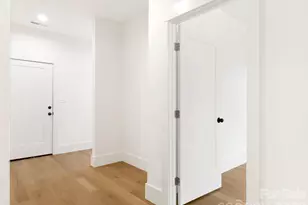 129 French St, Charlotte, NC 28216 - Photo 5