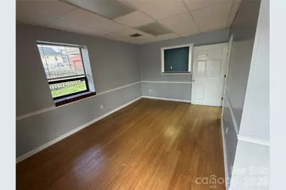 504 Mulberry Street SW, Lenoir, NC 28645 - Photo 3