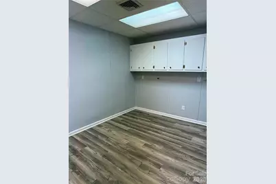 504 Mulberry Street SW, Lenoir, NC 28645 - Photo 17