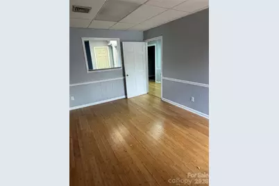 504 Mulberry Street SW, Lenoir, NC 28645 - Photo 5