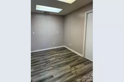 504 Mulberry Street SW, Lenoir, NC 28645 - Photo 13