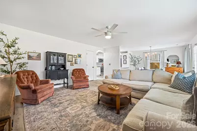 5223 Fernhill Drive, Charlotte, NC 28217 - Photo 9