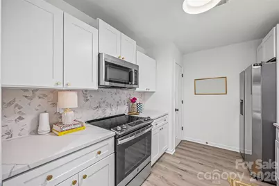 5223 Fernhill Drive, Charlotte, NC 28217 - Photo 5