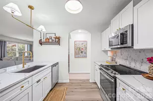 5223 Fernhill Dr, Charlotte, NC 28217 - Photo 7