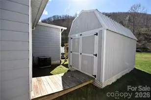 148 Market St, Maggie Valley, NC 28751 - Photo 3