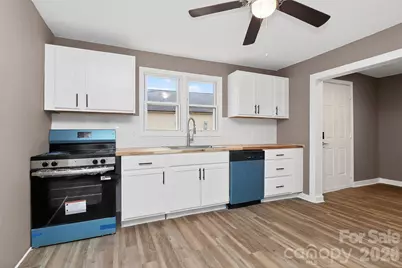 427 Pleasant Avenue, Kannapolis, NC 28081 - Photo 7